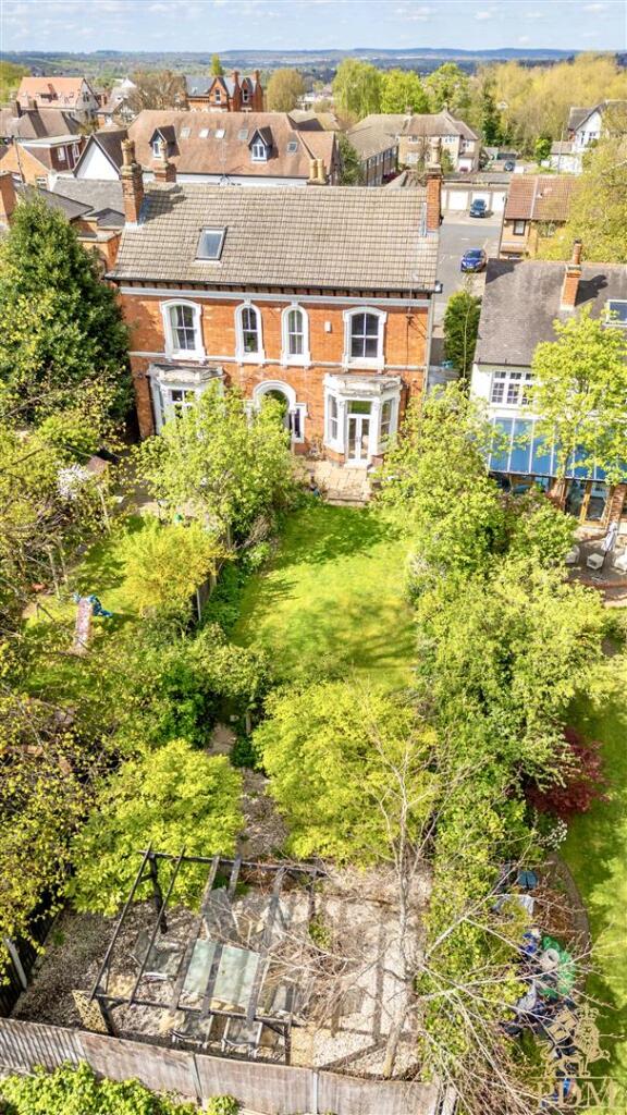 8 Claremont Rd Nottingham NG5 1BH