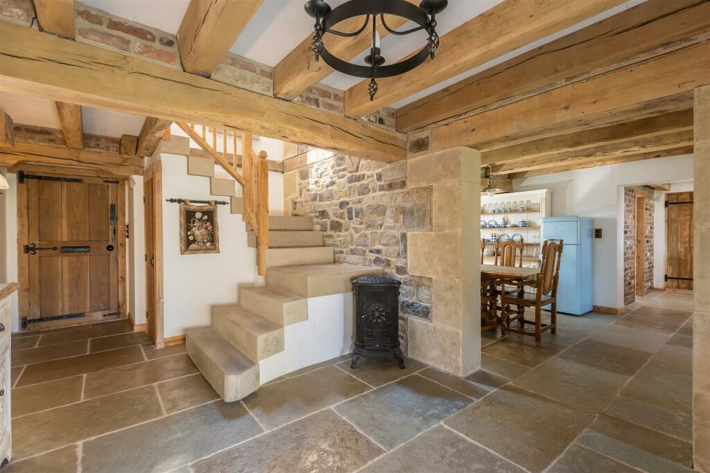 Overfield Lodge Hallway-2.jpg