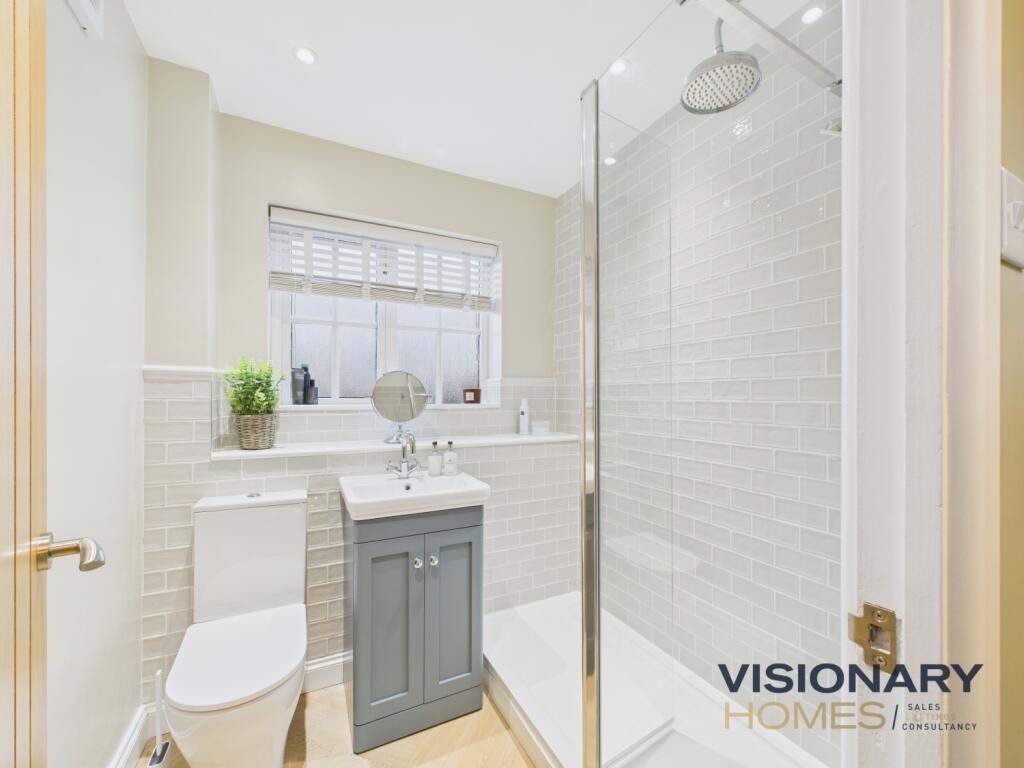 CAM03522G0-PR0238-STILL023