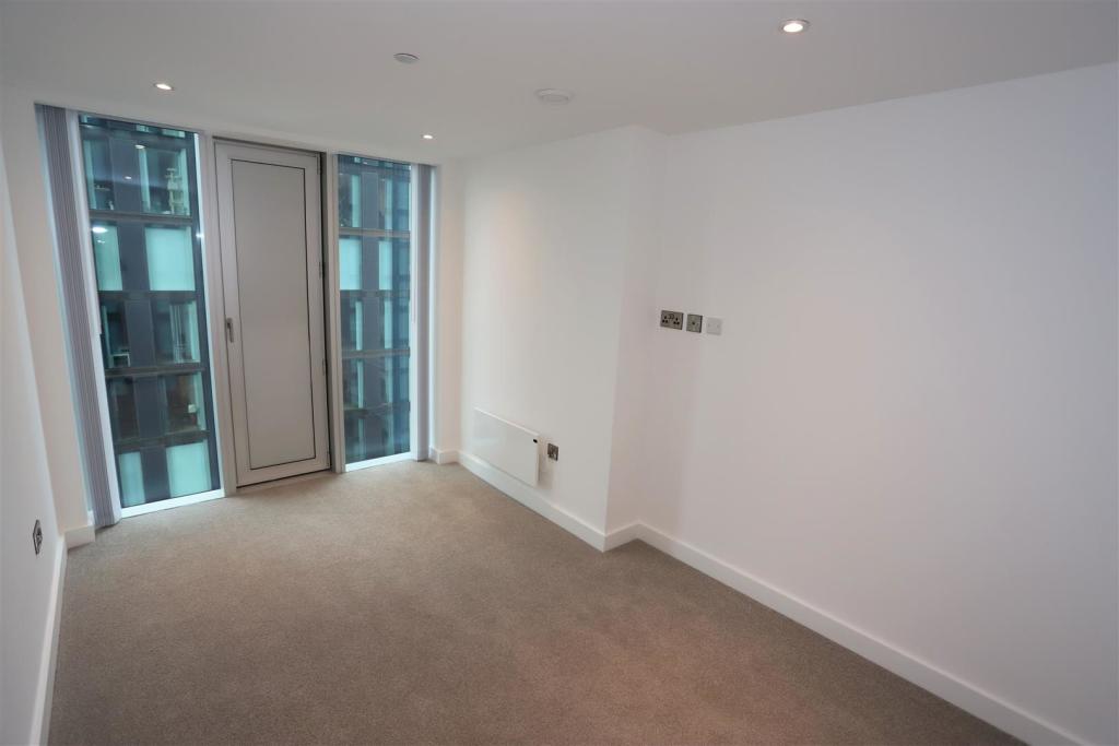 Bedroom 2.JPG