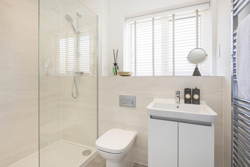 the glades at mindenhurst, deepcut