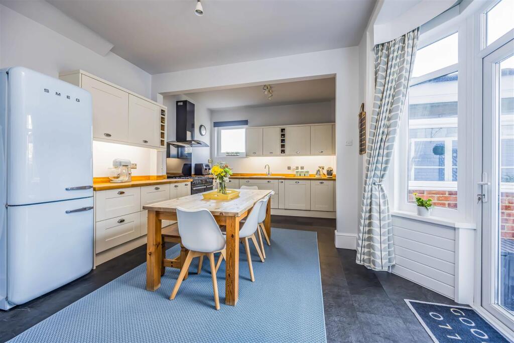 31 Festing Grove, Southsea-Small-PorticoMarketing-
