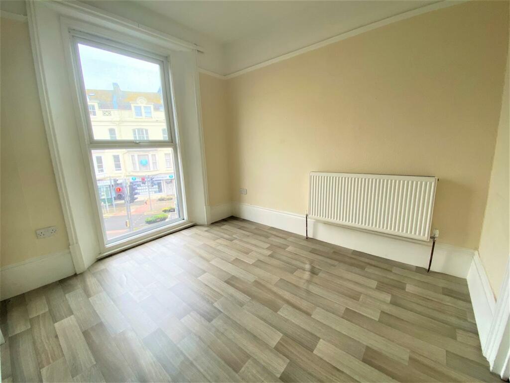 Living Room/ Kitchen