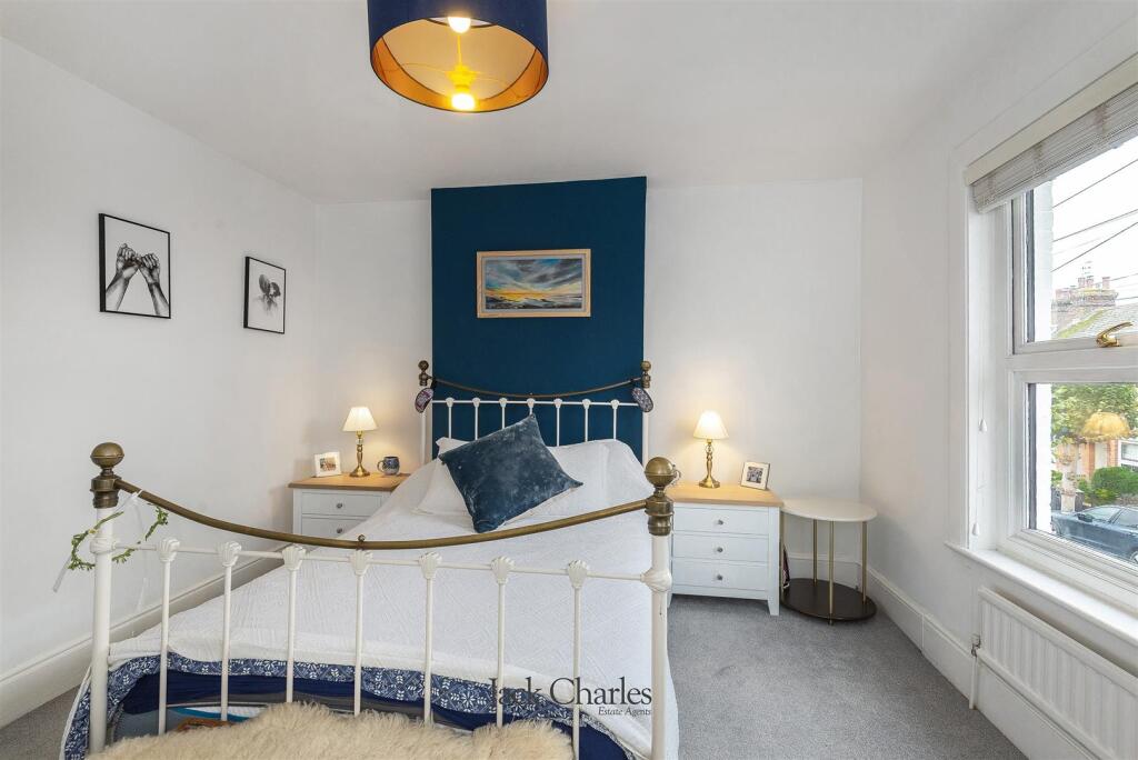 60 Mabledon Rd, TN9 2TG 008.jpg