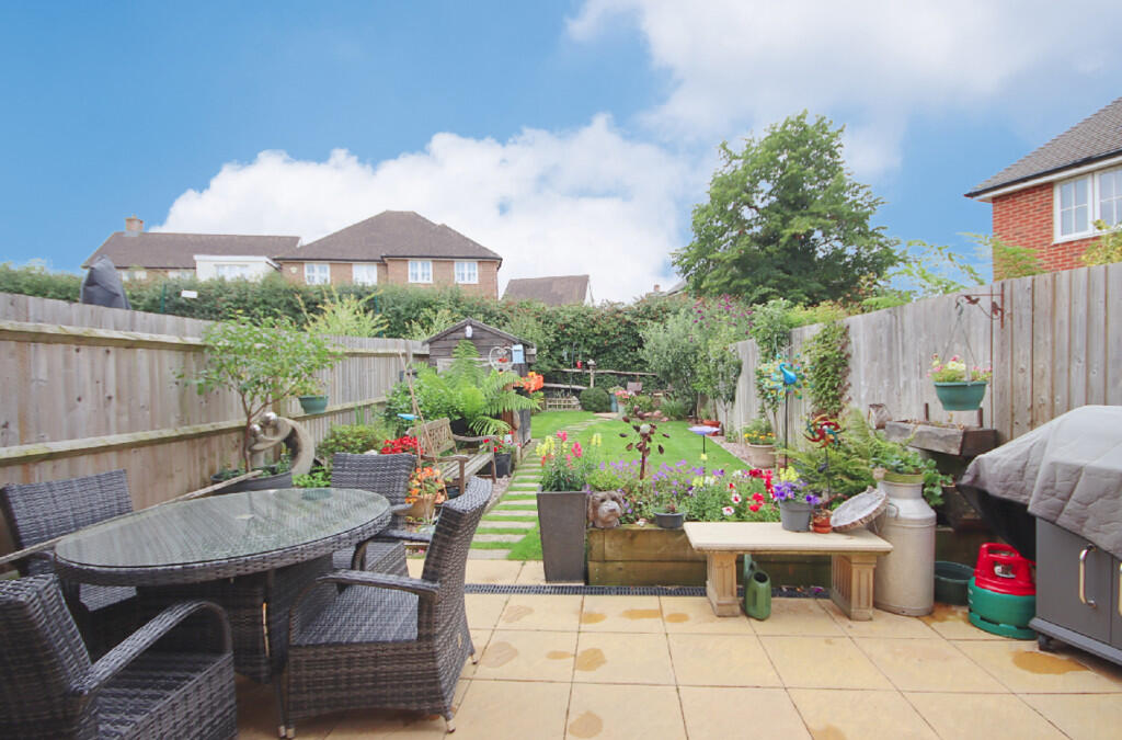 Screenshot 2025-0...