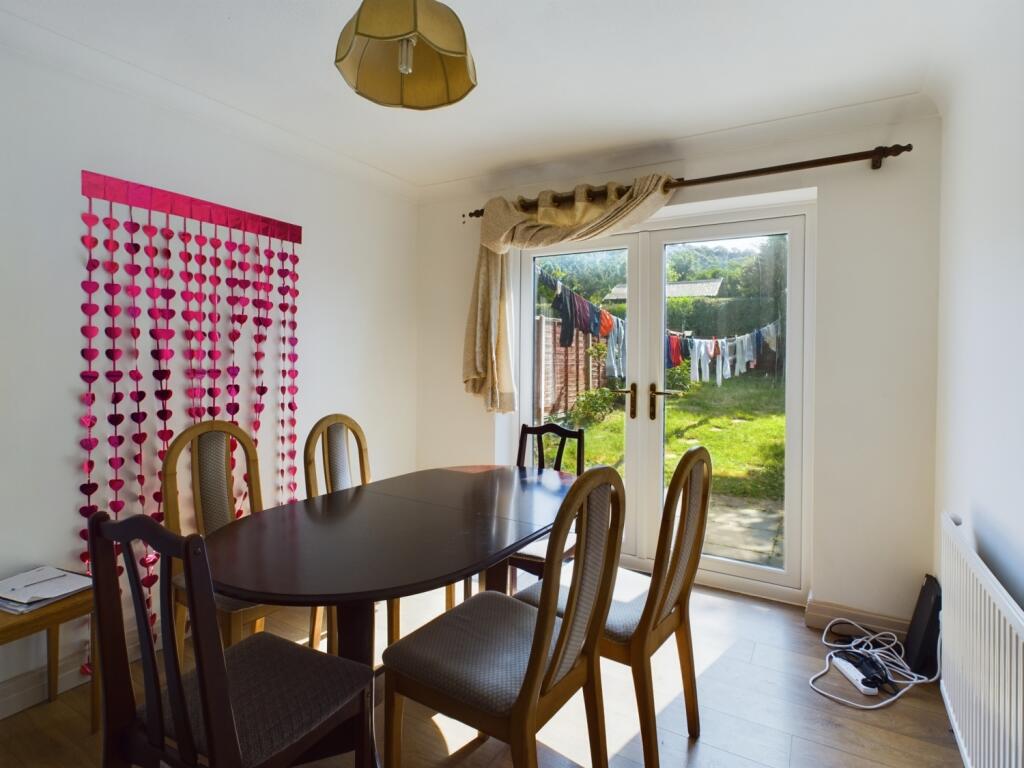 CAM03052G0-PR0033-STILL004