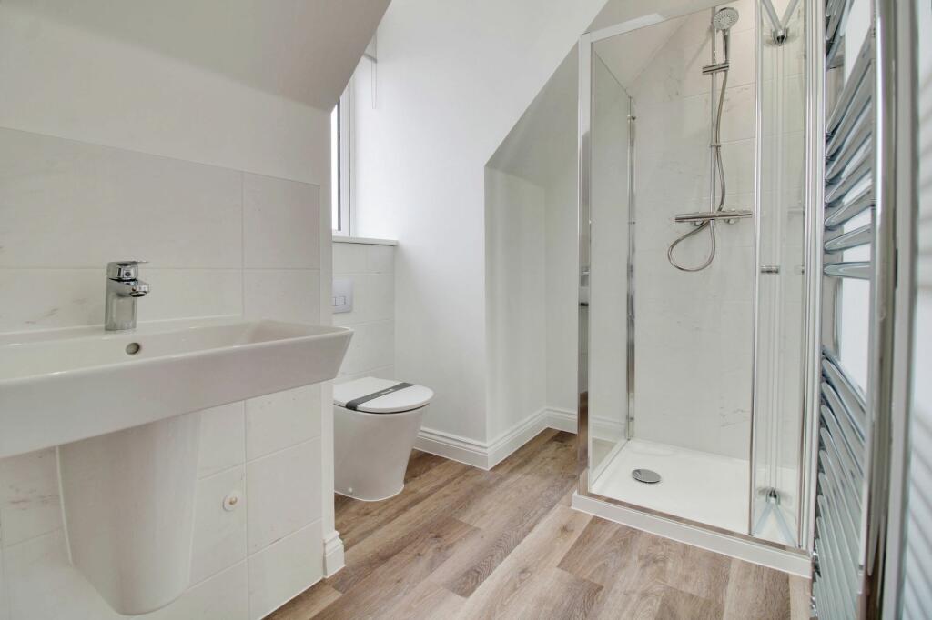 Greystone en-suite
