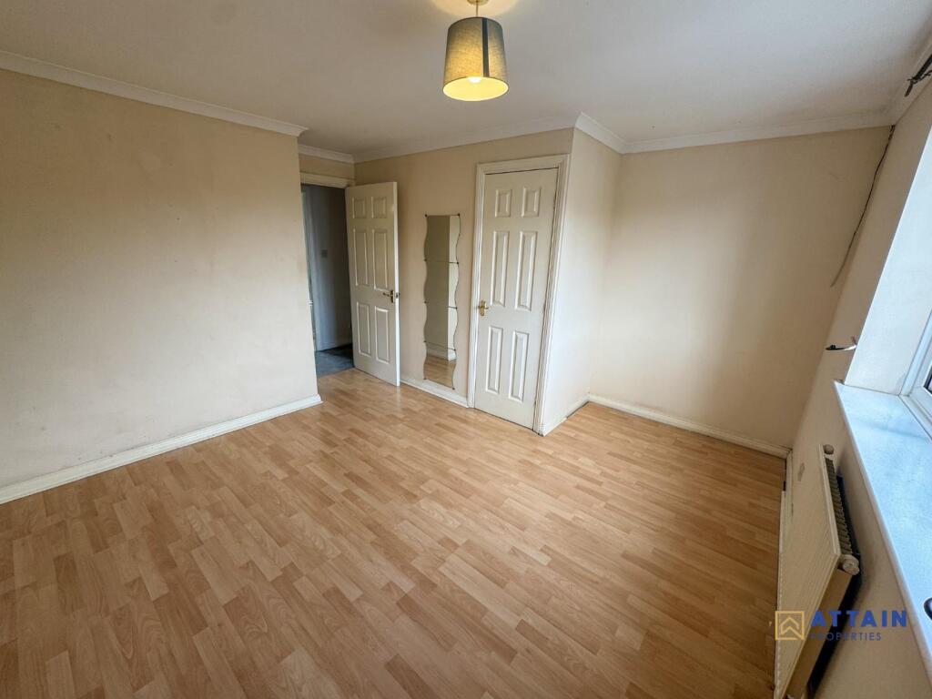 Master Bedroom Alt.jpg