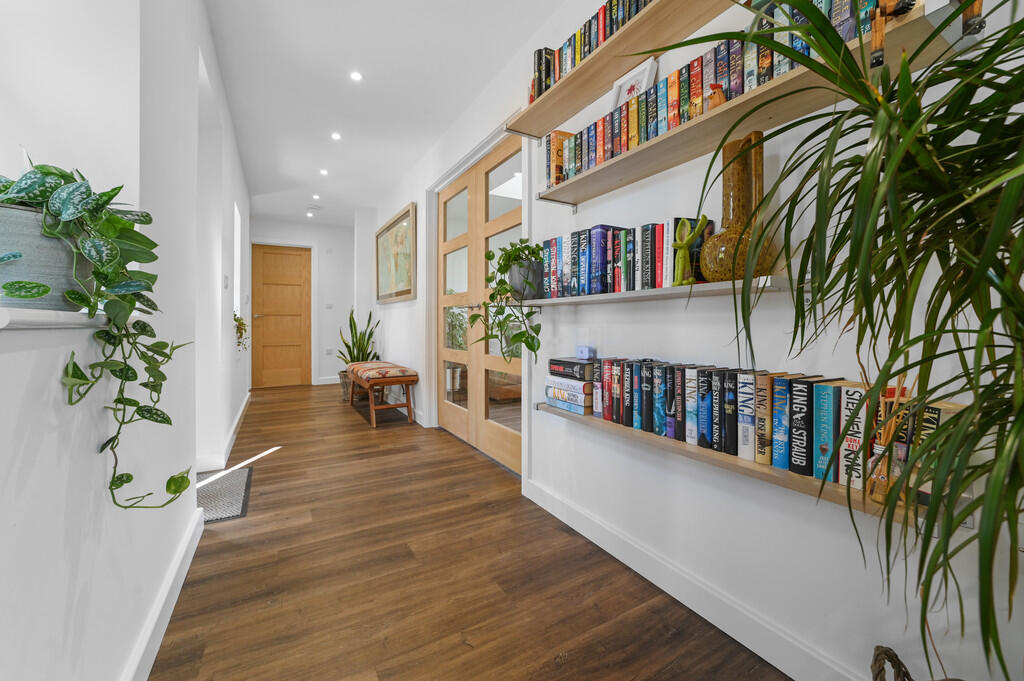 PT-FC(COL)-Hawtho...