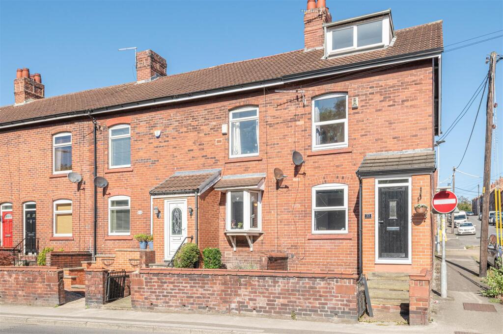 03 - 55 Station Road S75 5HP.jpg