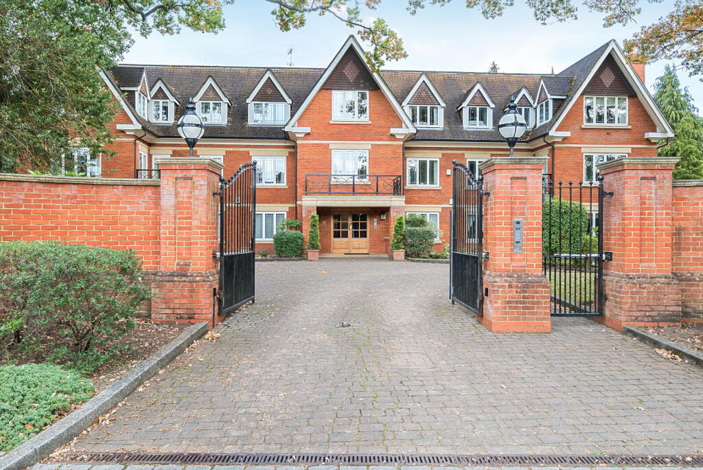 1364707-3-68e7ccf...