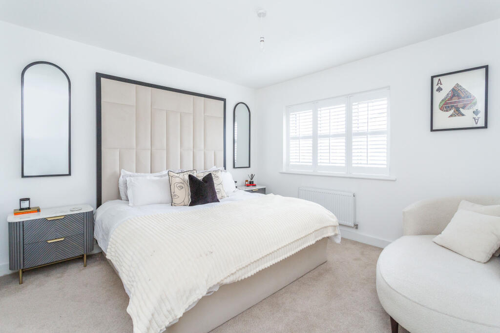 bedroom 1a