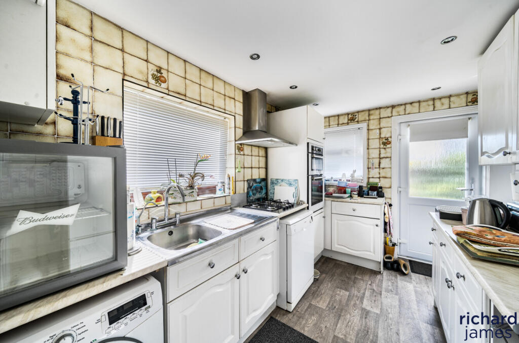 f5c002f20b6c4b199837a5ded99b9e2a