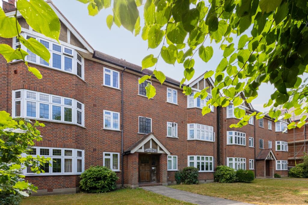 Lingfield Court F...