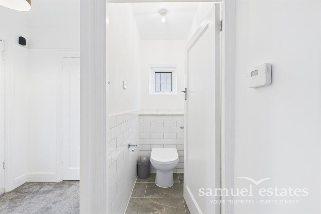 En-suite Bathroom