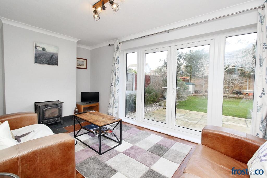 Lounge to Garden