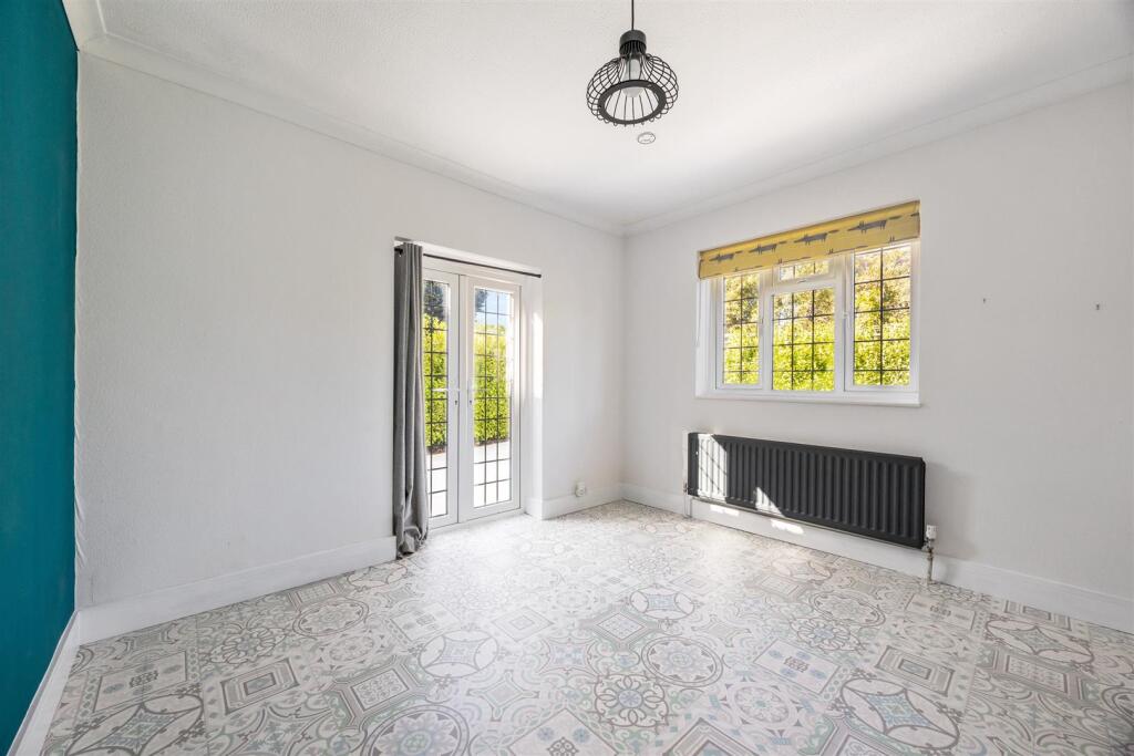 Grange Park, 14-029.jpg