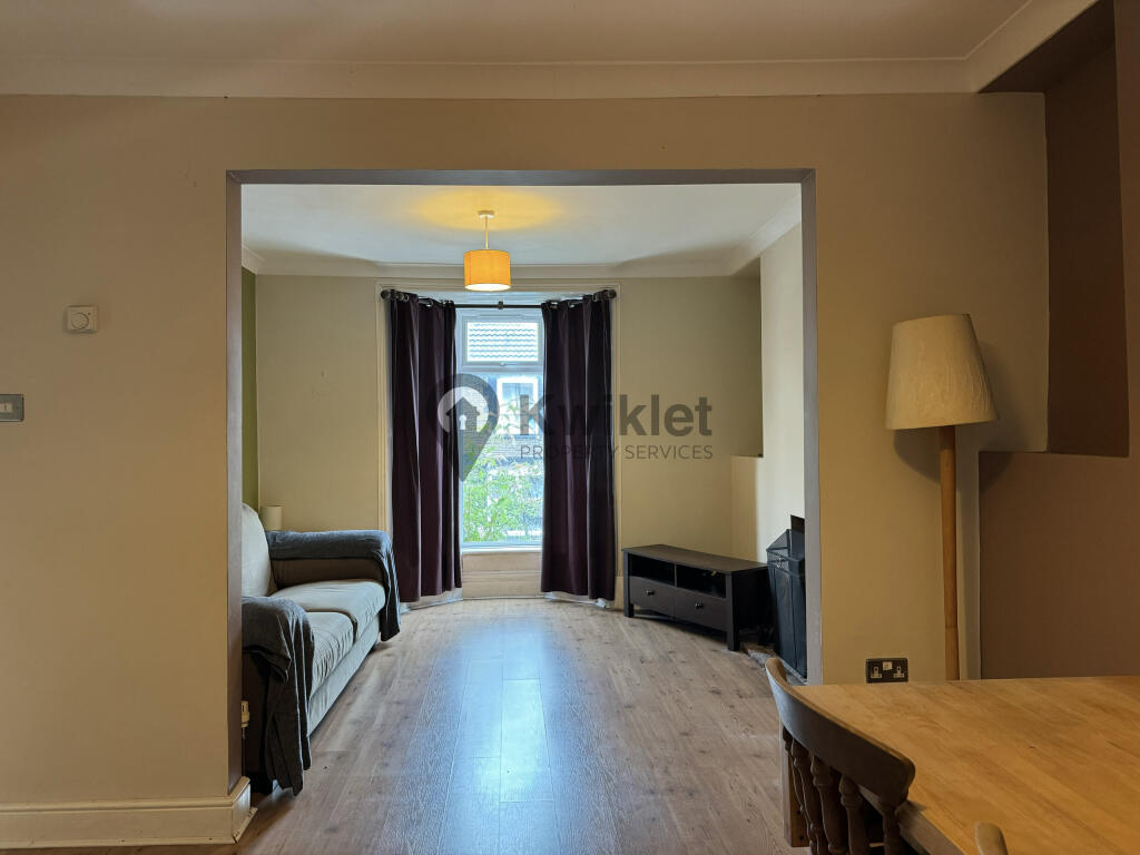 eZy Watermark_21-10-2025_04-26-39-4120pm.jpeg