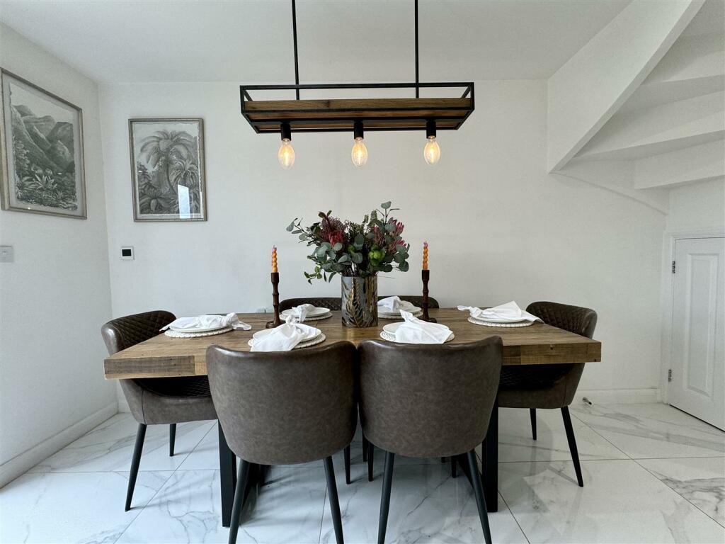 Open Plan Kitchen Dining Living Area