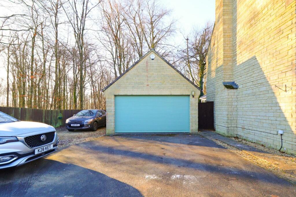 Parking.jpg