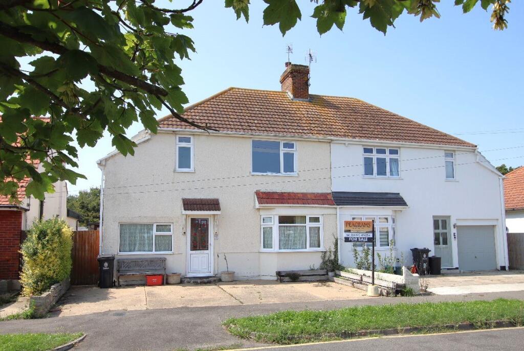 Lyndhurst Road, Holland on Sea
