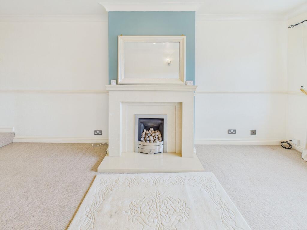 Lounge Fireplace