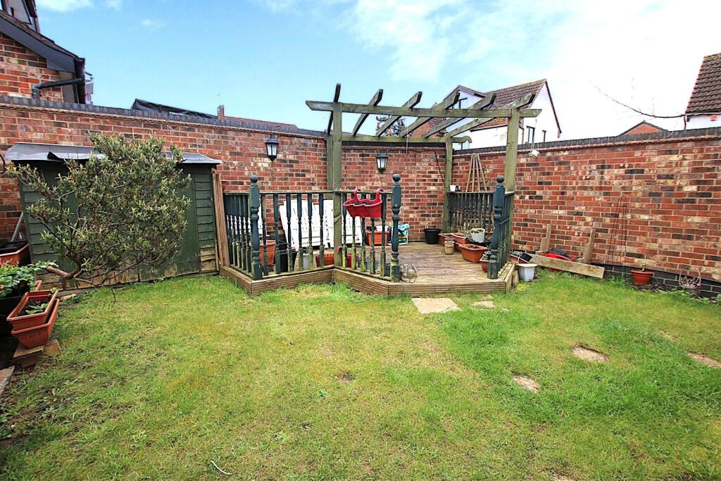 Granary Garden2.jpg