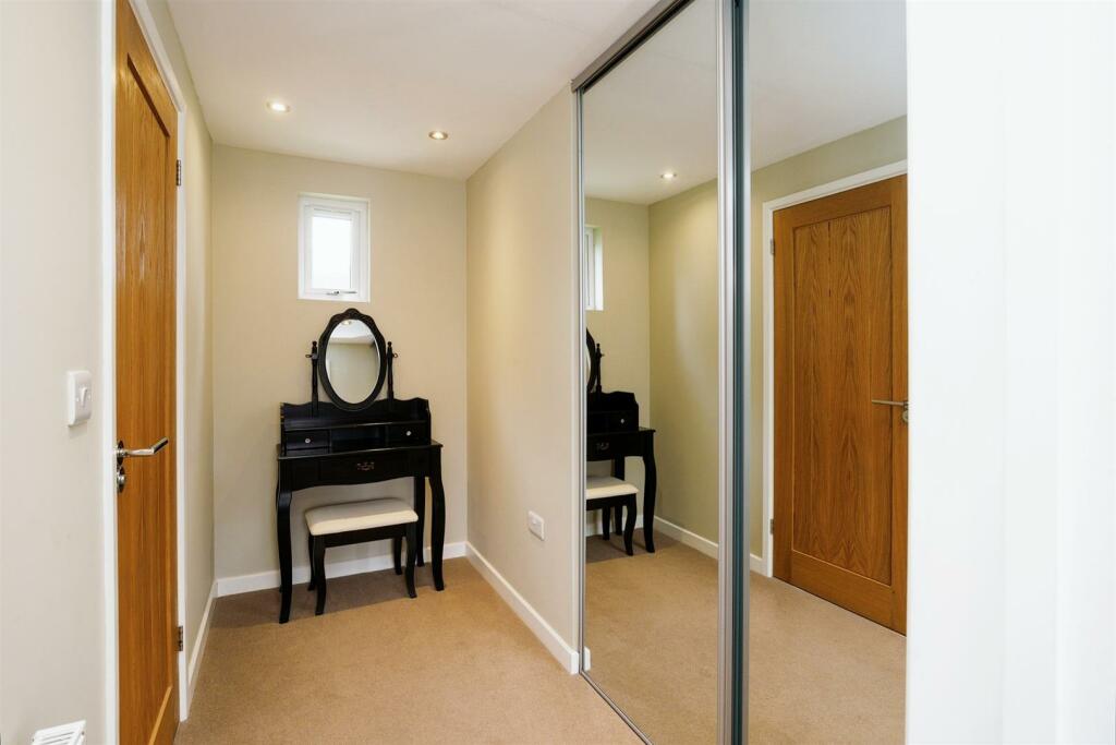 Dressing Room.jpg