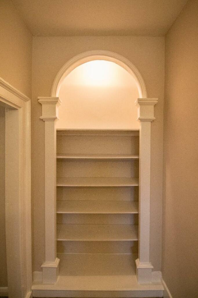 Private Entrance Hall