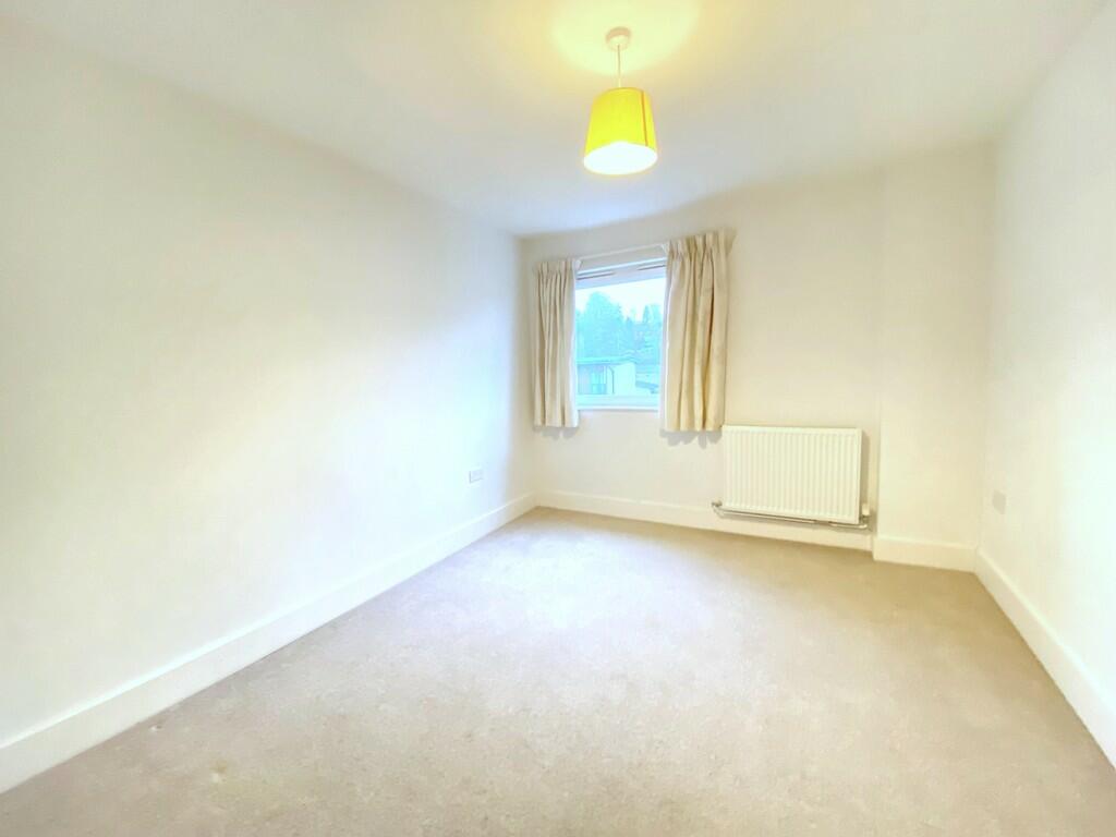 2nd double bedroo...