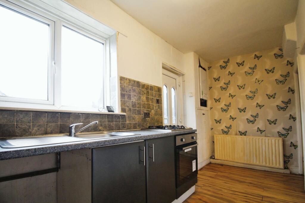 Kitchen Rear Walkley.JPG