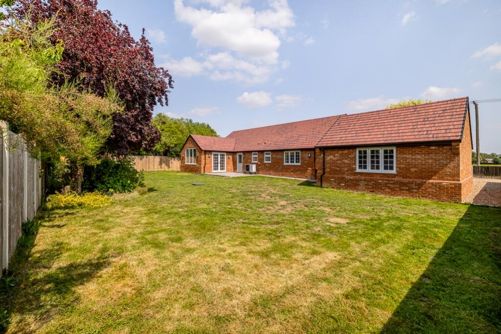 15b Town Dam Lane (Donington)-12