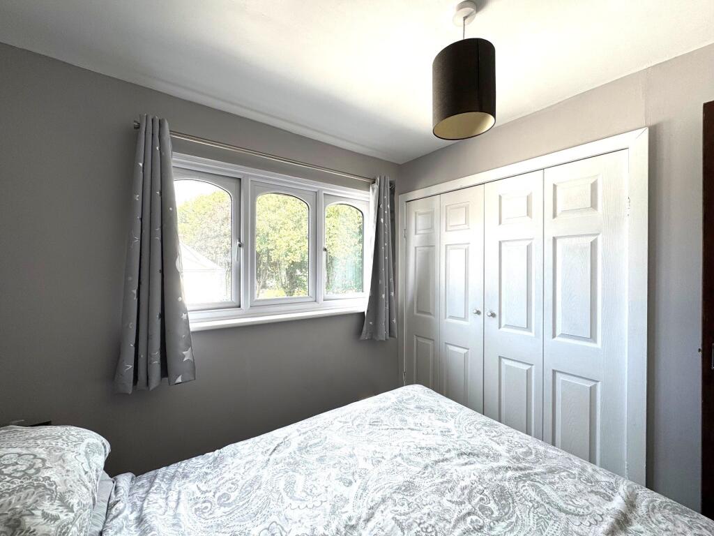 Bedroom (2)