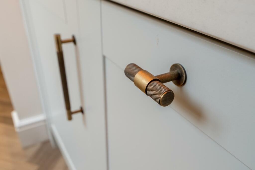 2 Coronation Terrace-013.jpg