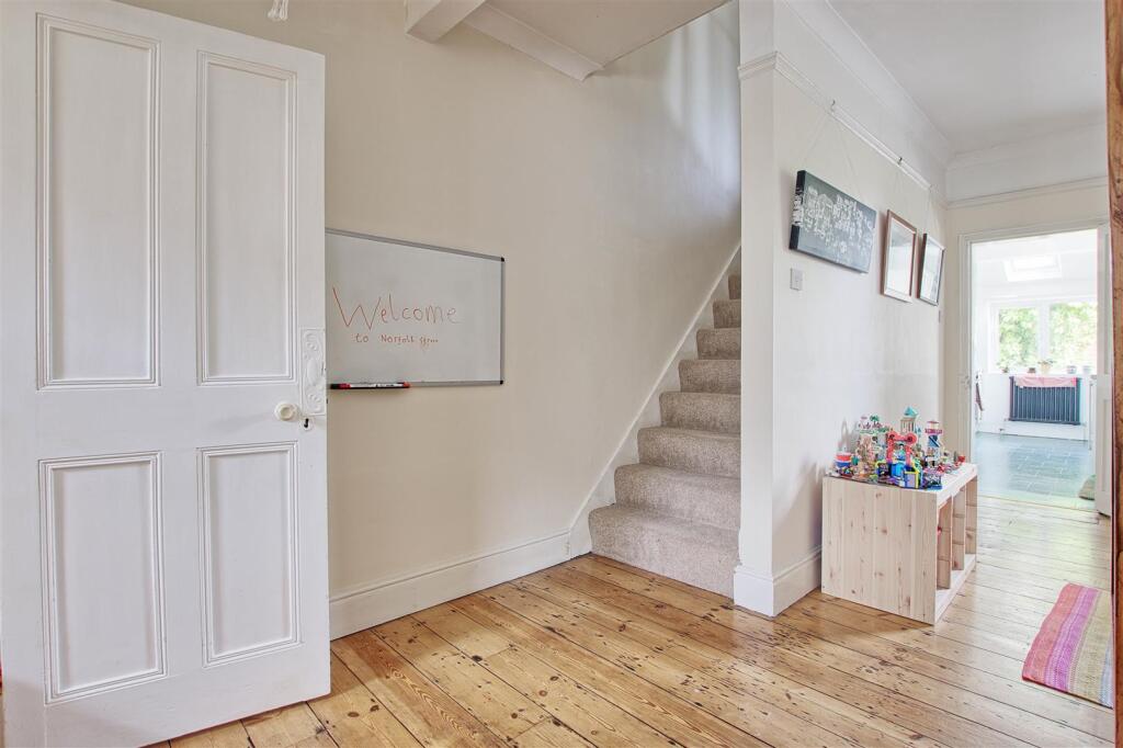 Entrance area.jpg