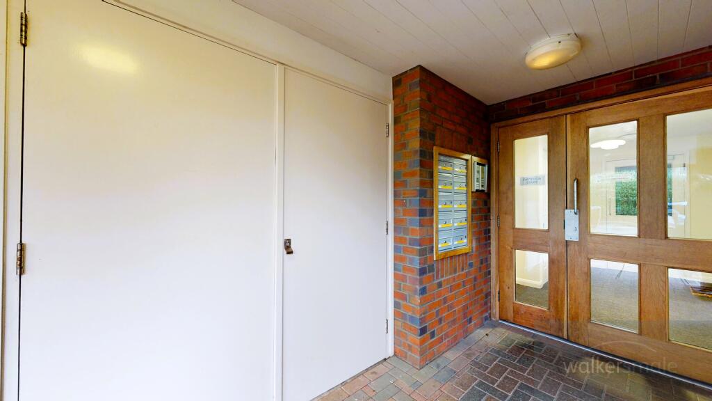 8-Castleton-Court-West-Park-02092024_102208