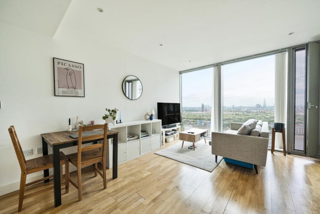 1325557-8-6877af8...