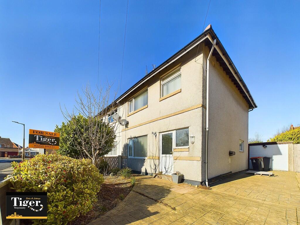 CAM02176G0-PR0470...