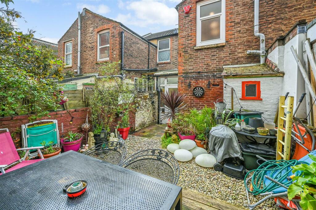 sketch_Ph10_5037289.jpg
