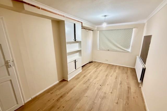Room1.1.jpg
