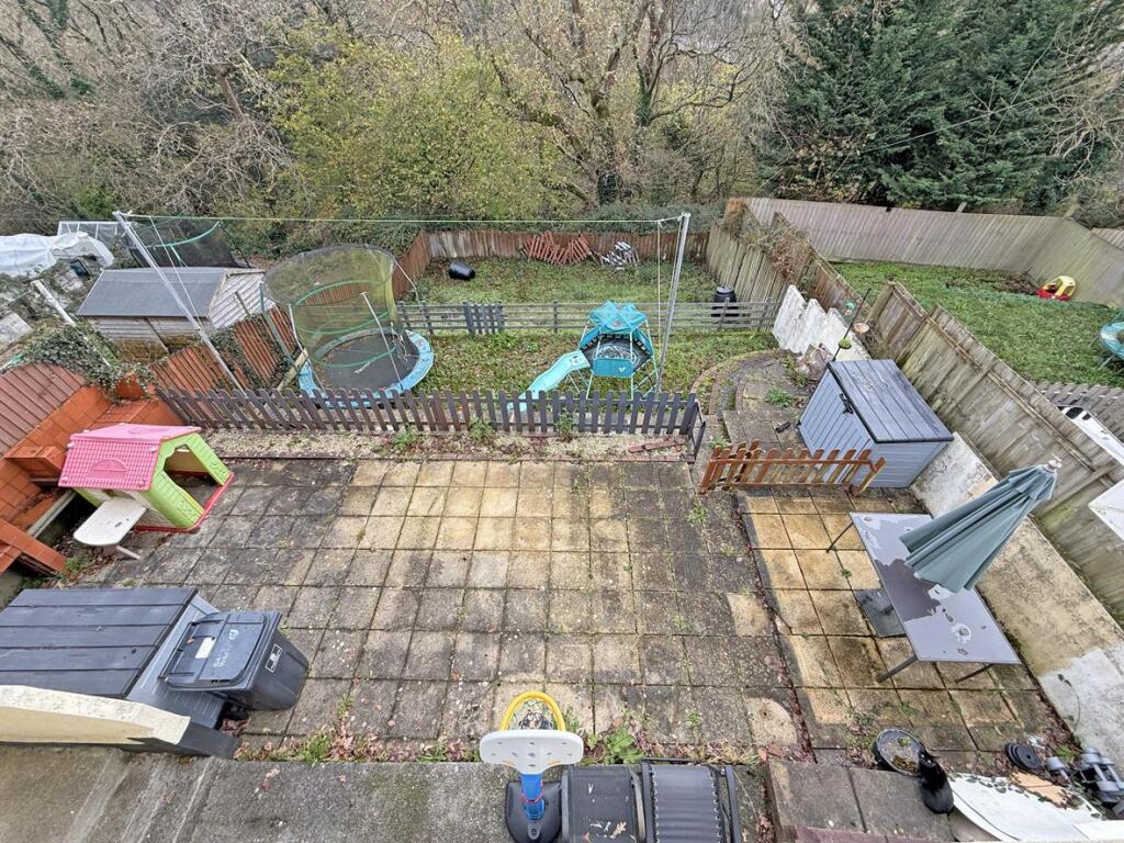 Bramfield Place 20 - Garden Front.jpg