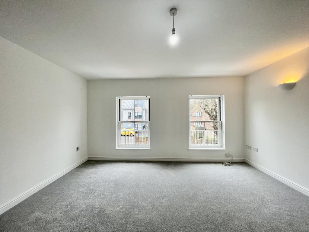Living Room (3)