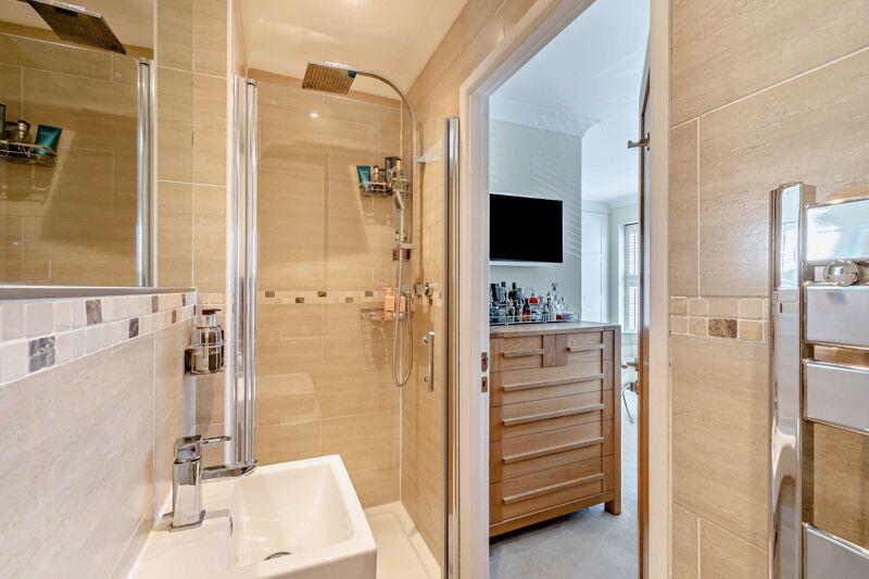 Ensuite Shower