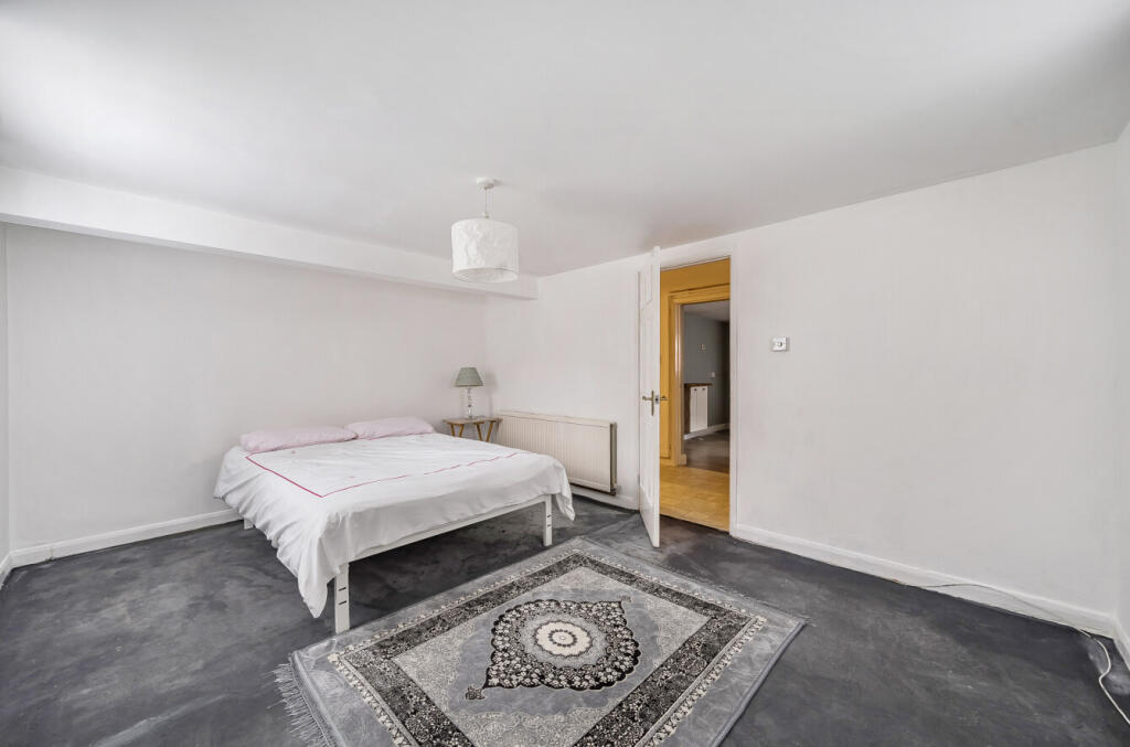 1386999-12-6931a7...