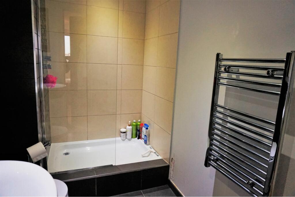 Master En-suite