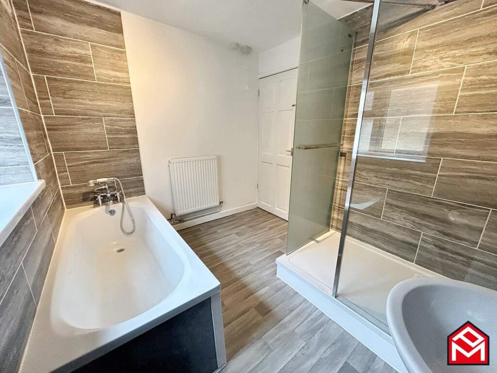 Bath &amp; Shower Room