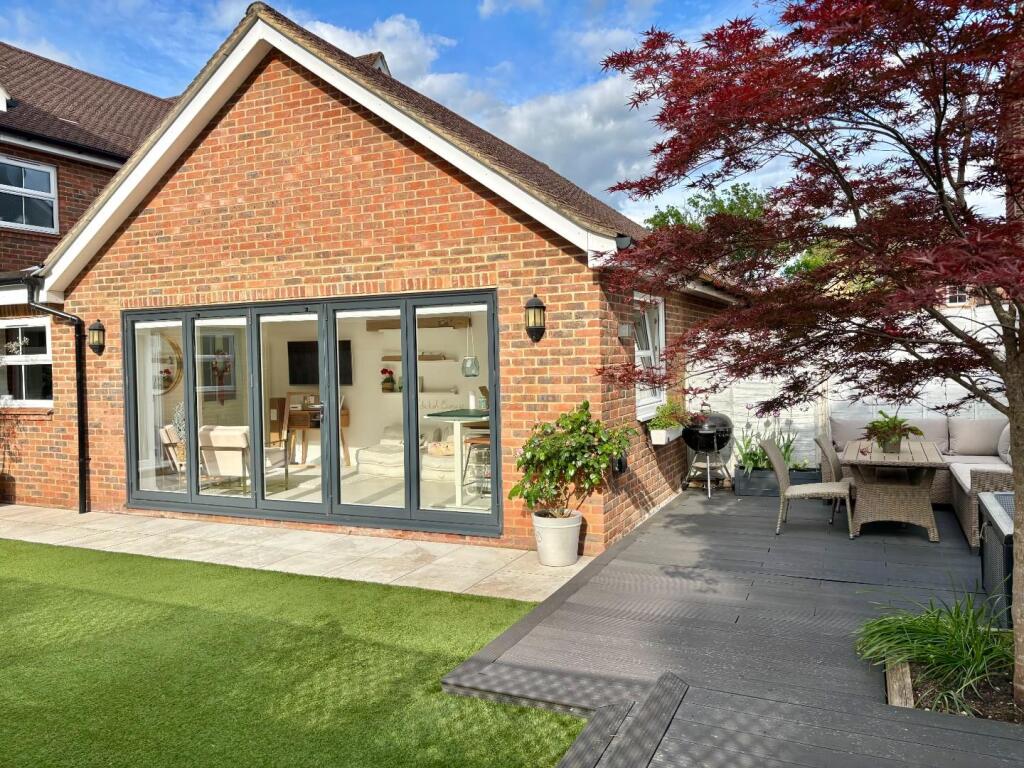 REAR GARDEN AND BIFOLDS TO STUDIO