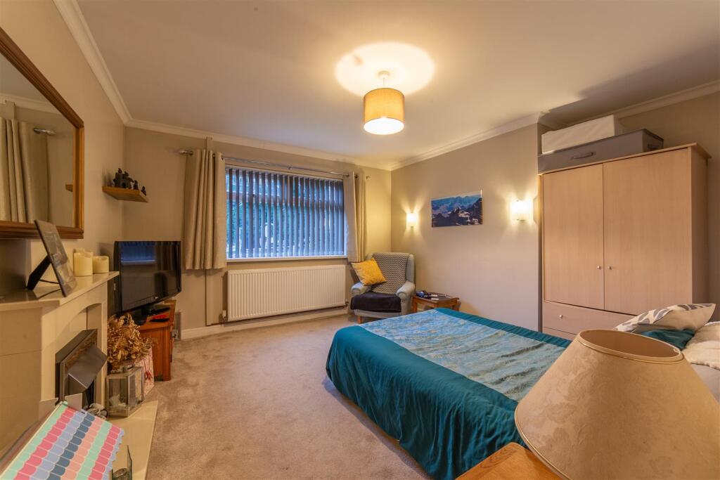 136 Edlogan Way-28.jpg