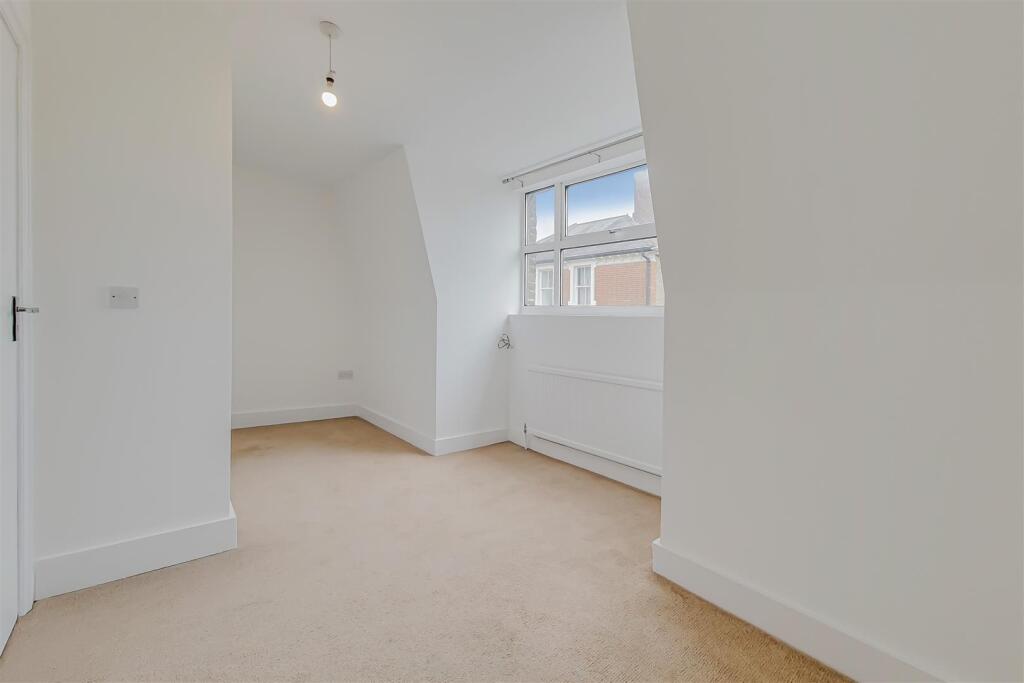 11_Bedroom 2-1.jpg