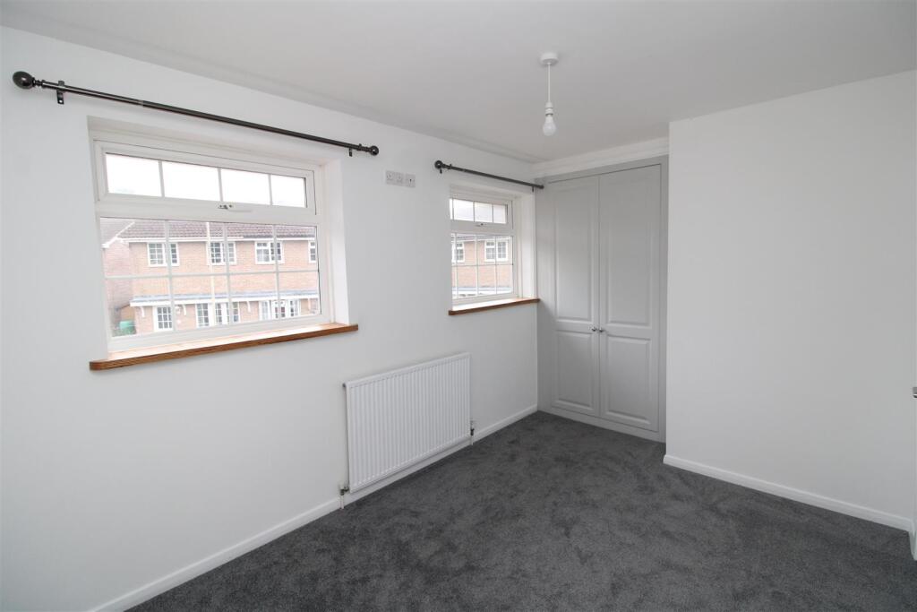 Bedroom 1.JPG
